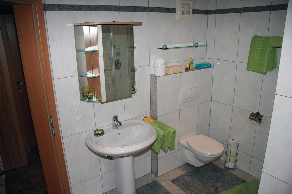 Am Waldrand Apartment Mittersill Phòng bức ảnh